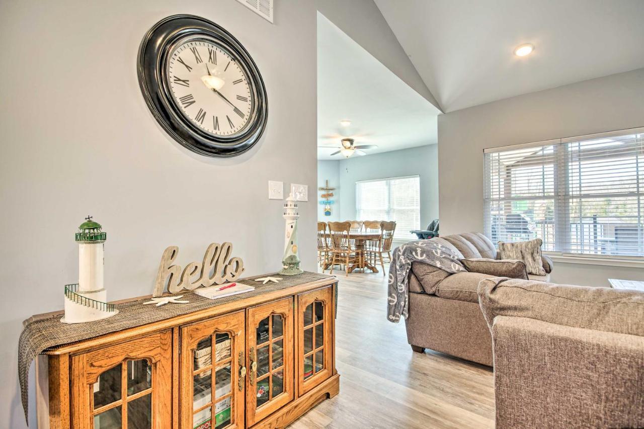 Lakefront Rocky Mount Home With Dock And Fire Pit Eksteriør bilde